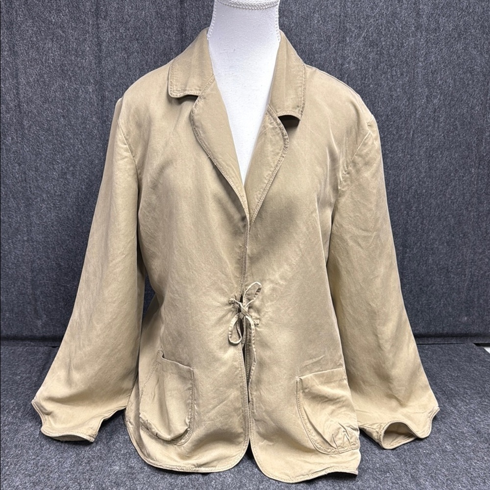 J. Jill Tan Blazer with Notched Lapel and Billowy Sleeves